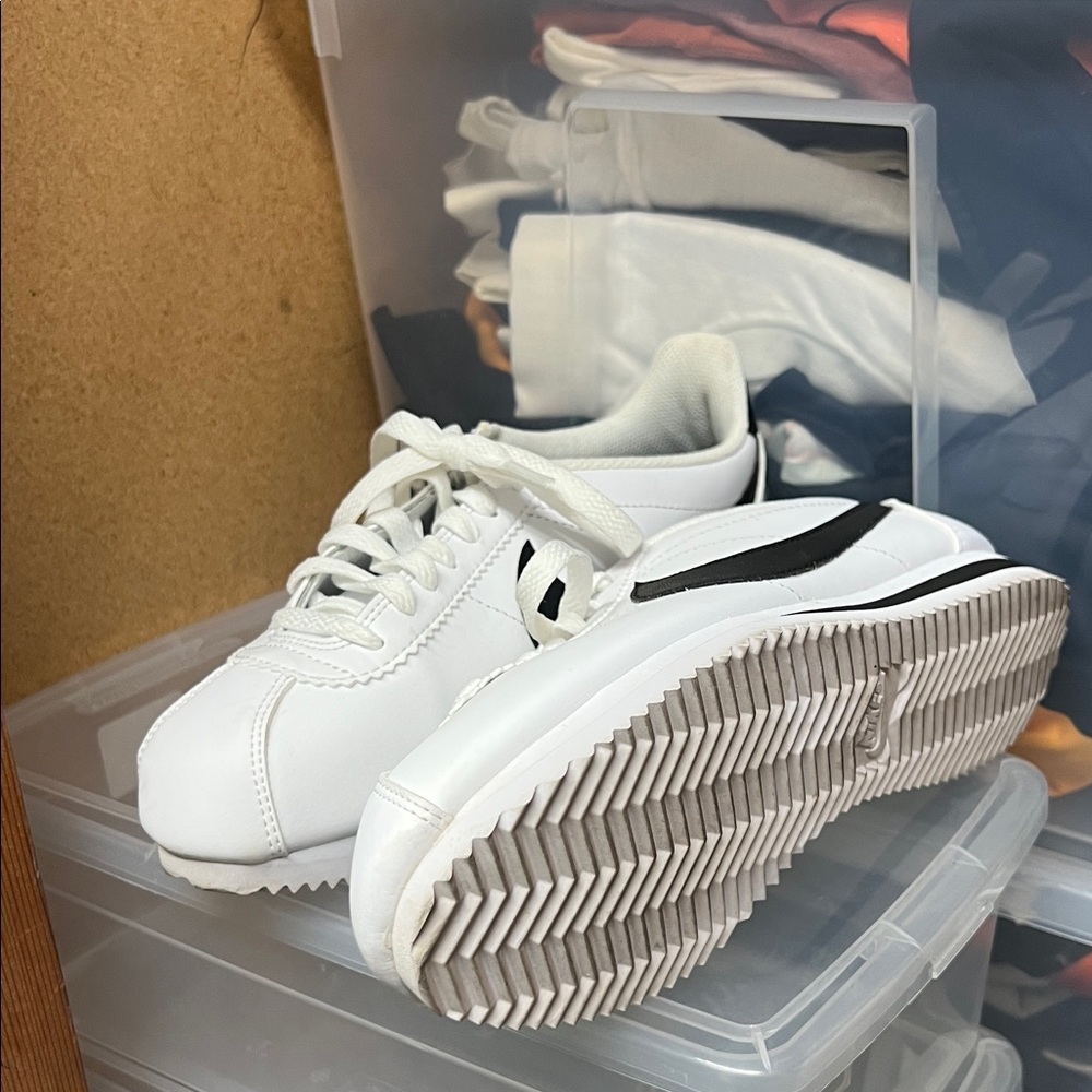 Nike White and Black Cortez - Picture 3 of 3